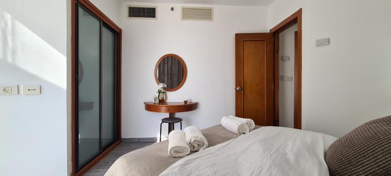 Go To Apartments In Leonardo Bat Yam Exterior photo