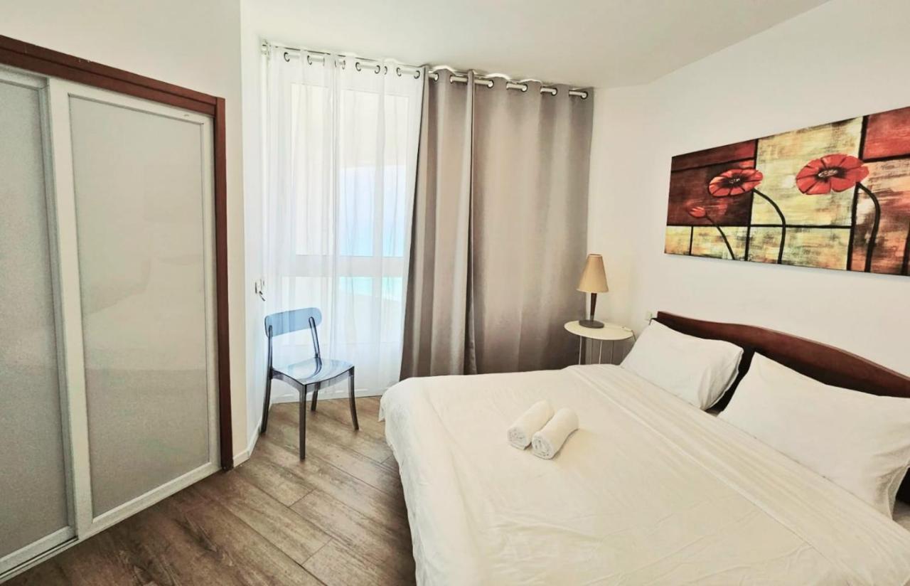 Go To Apartments In Leonardo Bat Yam Exterior photo