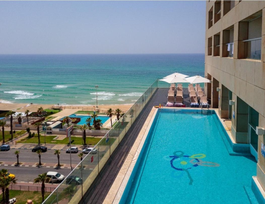 Go To Apartments In Leonardo Bat Yam Exterior photo