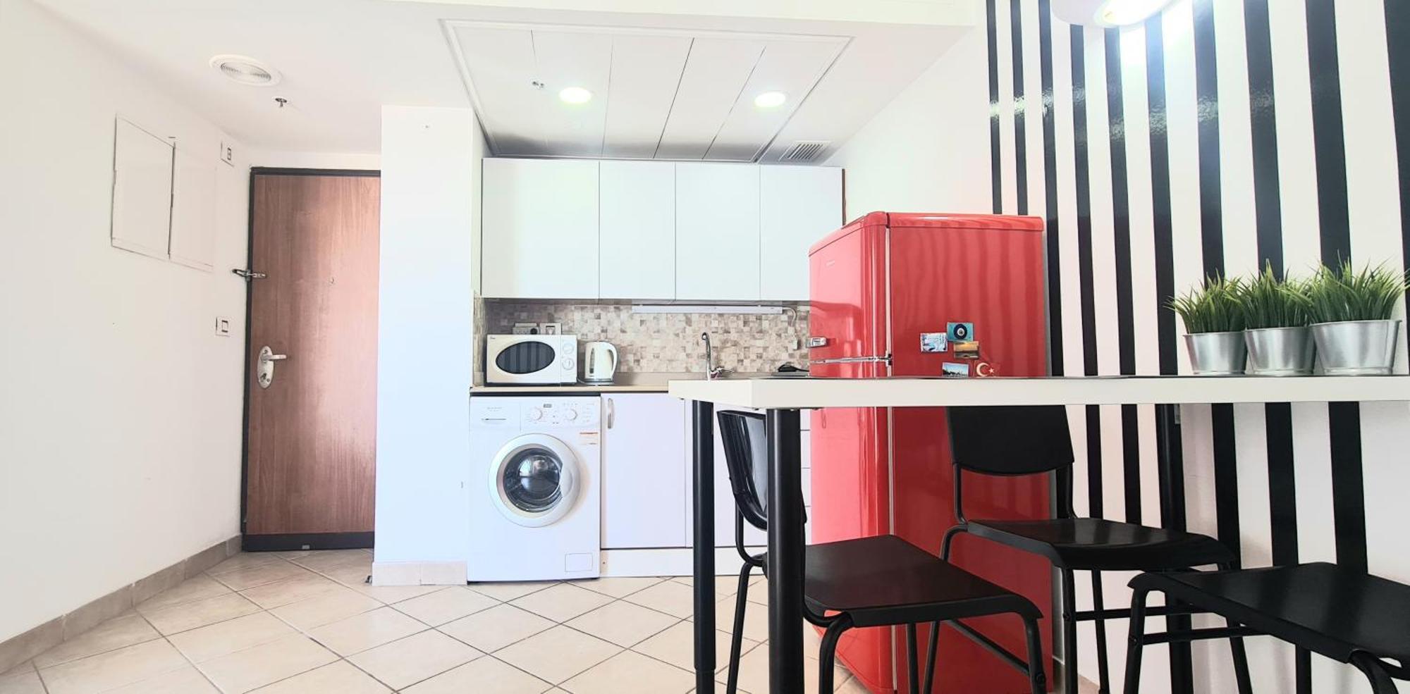 Go To Apartments In Leonardo Bat Yam Room photo